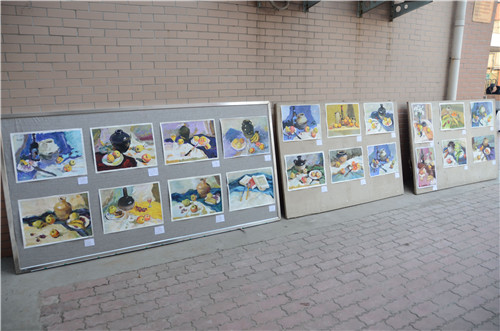 学生画展.jpg