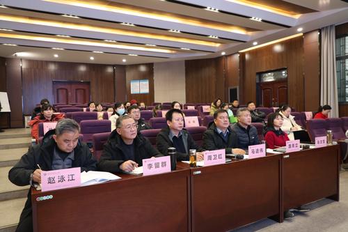 476d8efa3b0262d1214d54dd9ca931f(1)