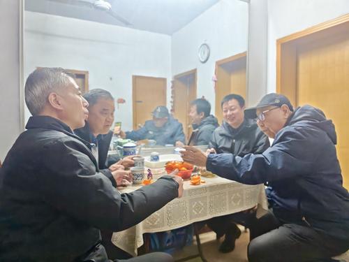 2离退休干部孙湘洲展示运用AI制作的视频 2离退休干部孙湘洲展示运用AI制作的视频