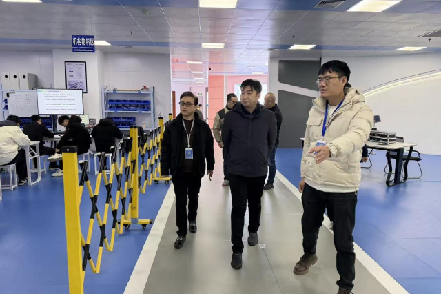 共谋发展 智启新篇 ---郑州艺术幼儿师范学校开展企业考察调研活动