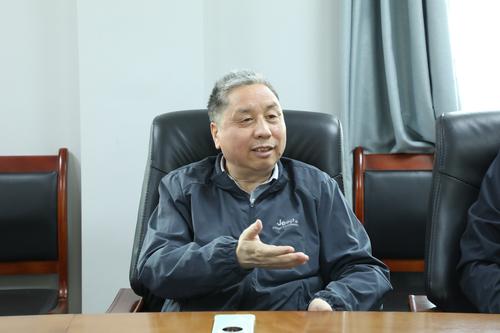 4李高峰回忆从教生涯,感慨万分 4李高峰回忆从教生涯,感慨万分