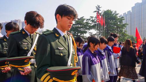 5.集体默哀1分钟,追思英烈事迹 5.集体默哀1分钟,追思英烈事迹